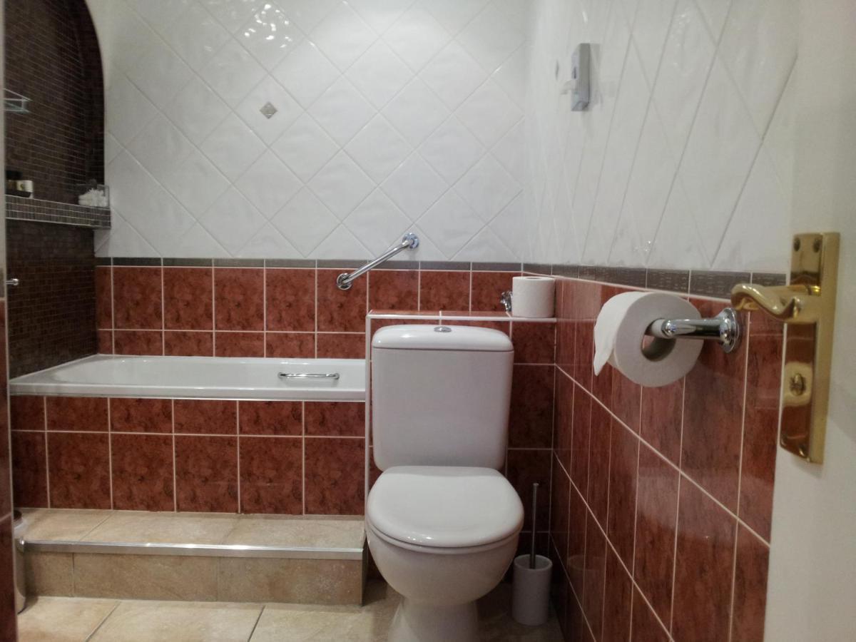 Carlton Court Bed & Breakfast Torquay Ngoại thất bức ảnh